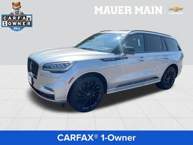 2022 Lincoln Aviator Reserve — photo 1 of 36