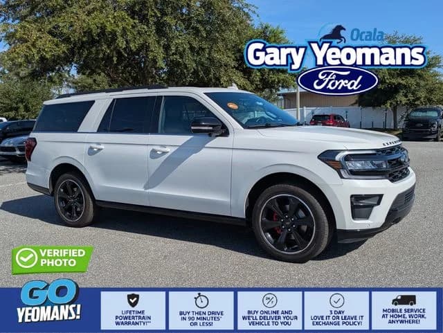 2023 Ford Expedition MAX Limited — photo 1 of 12