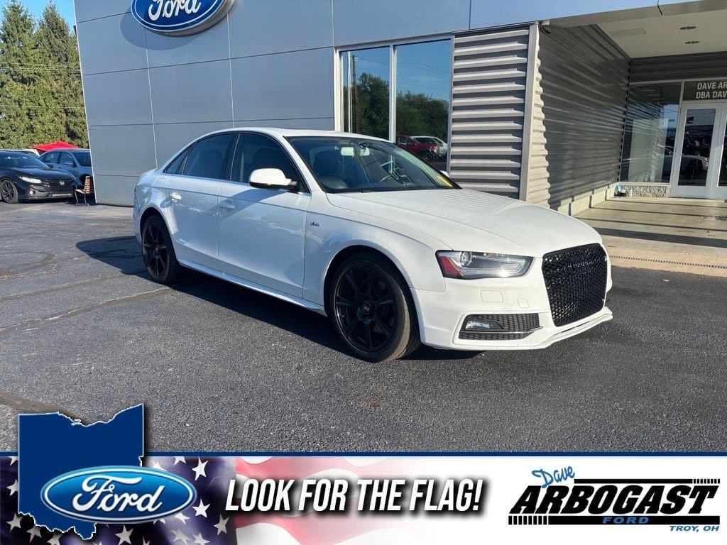 2016 Audi A4 Premium Plus — photo 1 of 12