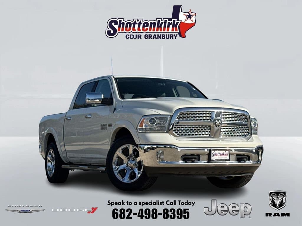 2017 RAM 1500 Laramie — photo 1 of 31
