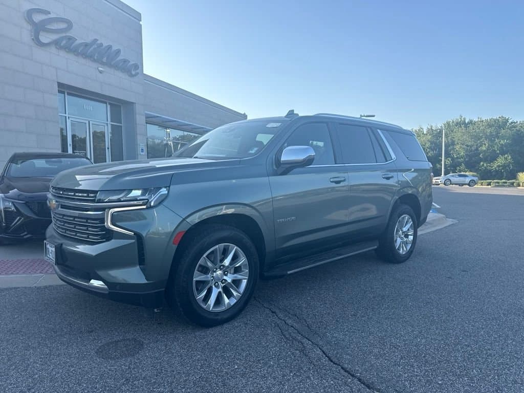 2023 Chevrolet Tahoe Premier — photo 1 of 10