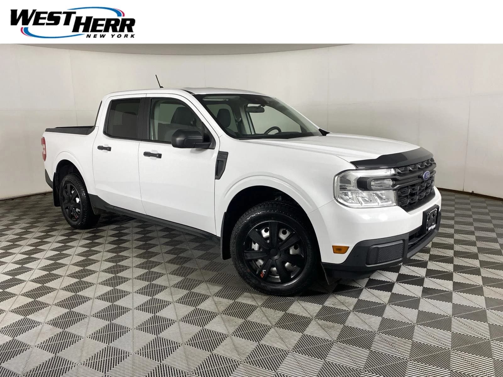 2022 Ford Maverick XL — photo 1 of 25