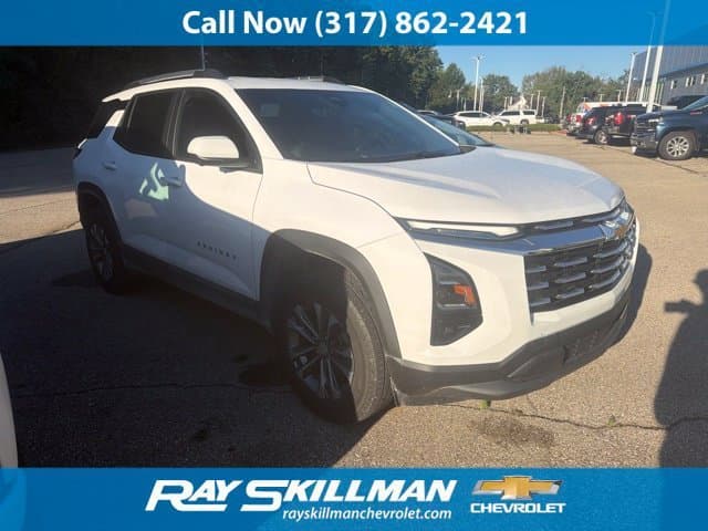 2025 Chevrolet Equinox Base — photo 1 of 6