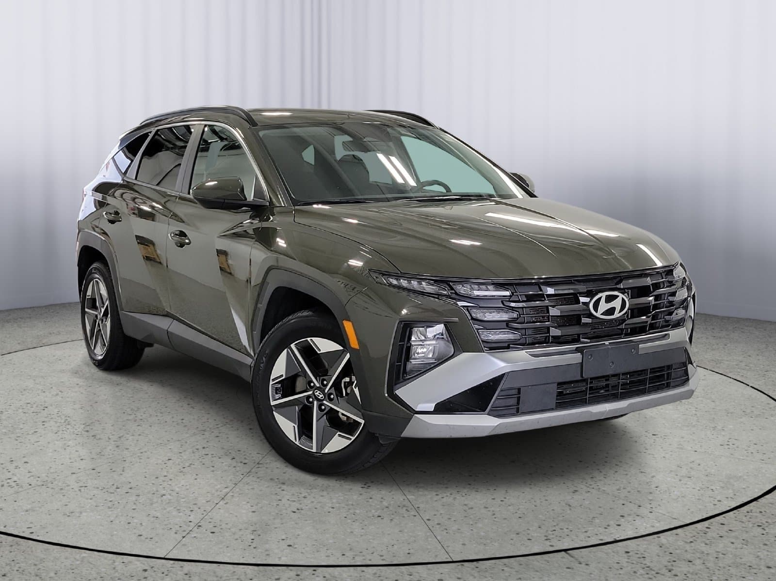 2025 Hyundai Tucson SEL — photo 1 of 34