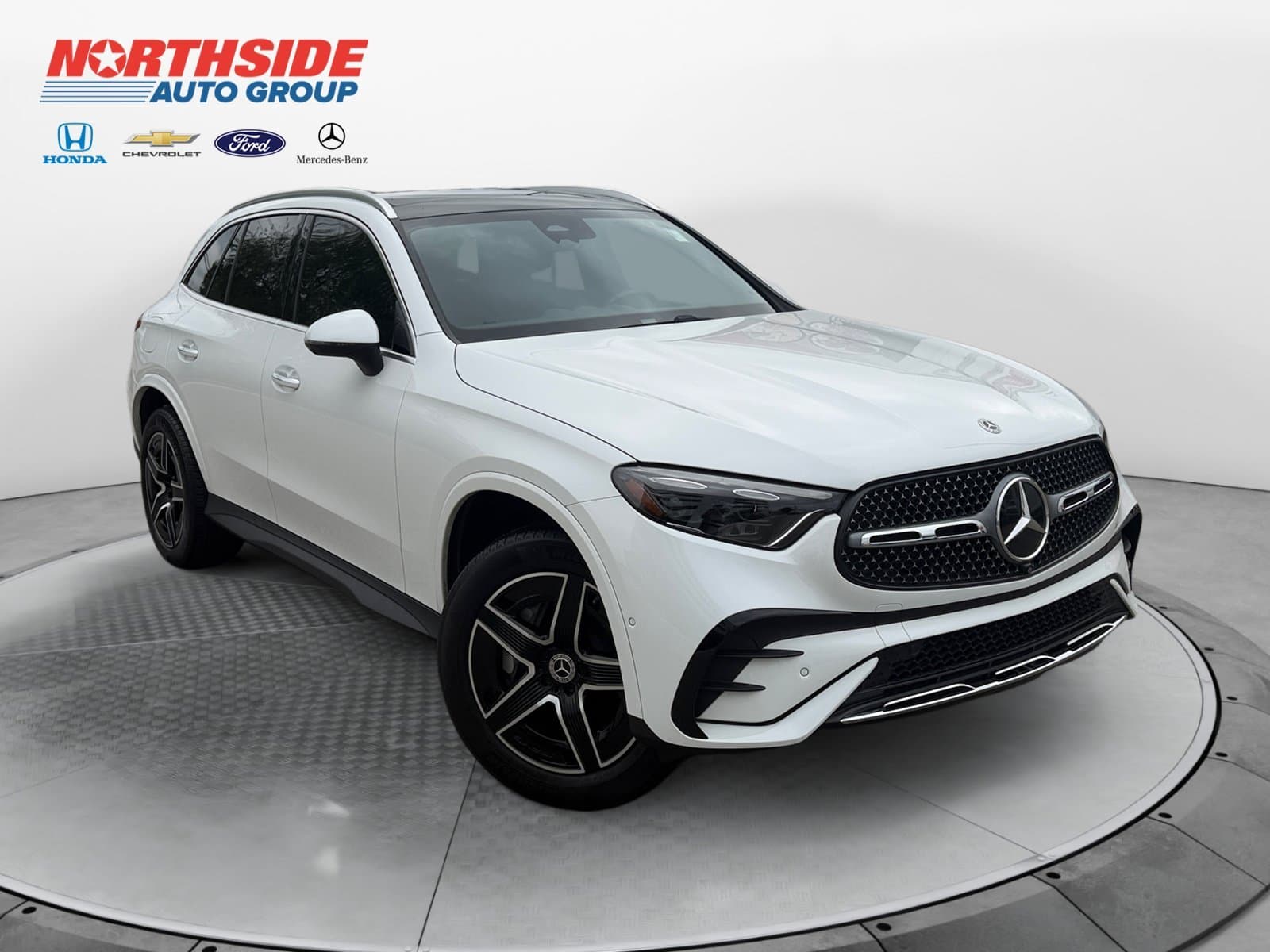 2026 Mercedes-Benz GLC GLC 300 — photo 1 of 25