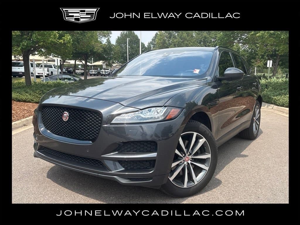 2017 Jaguar F-PACE 35t Prestige — photo 1 of 29