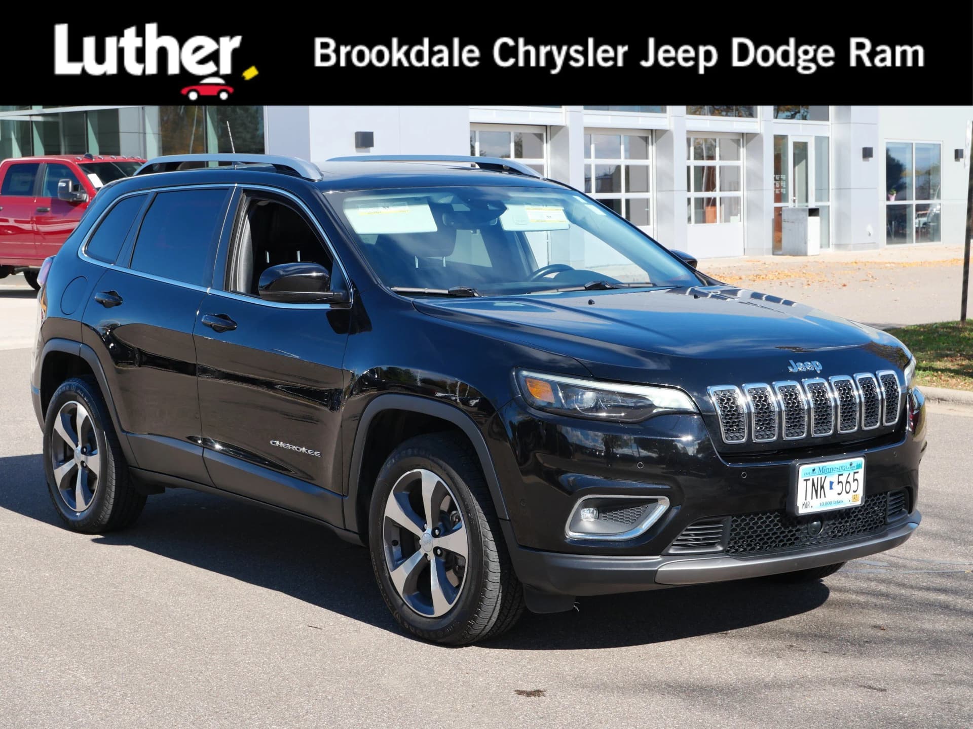 2019 Jeep Cherokee Limited — photo 1 of 35