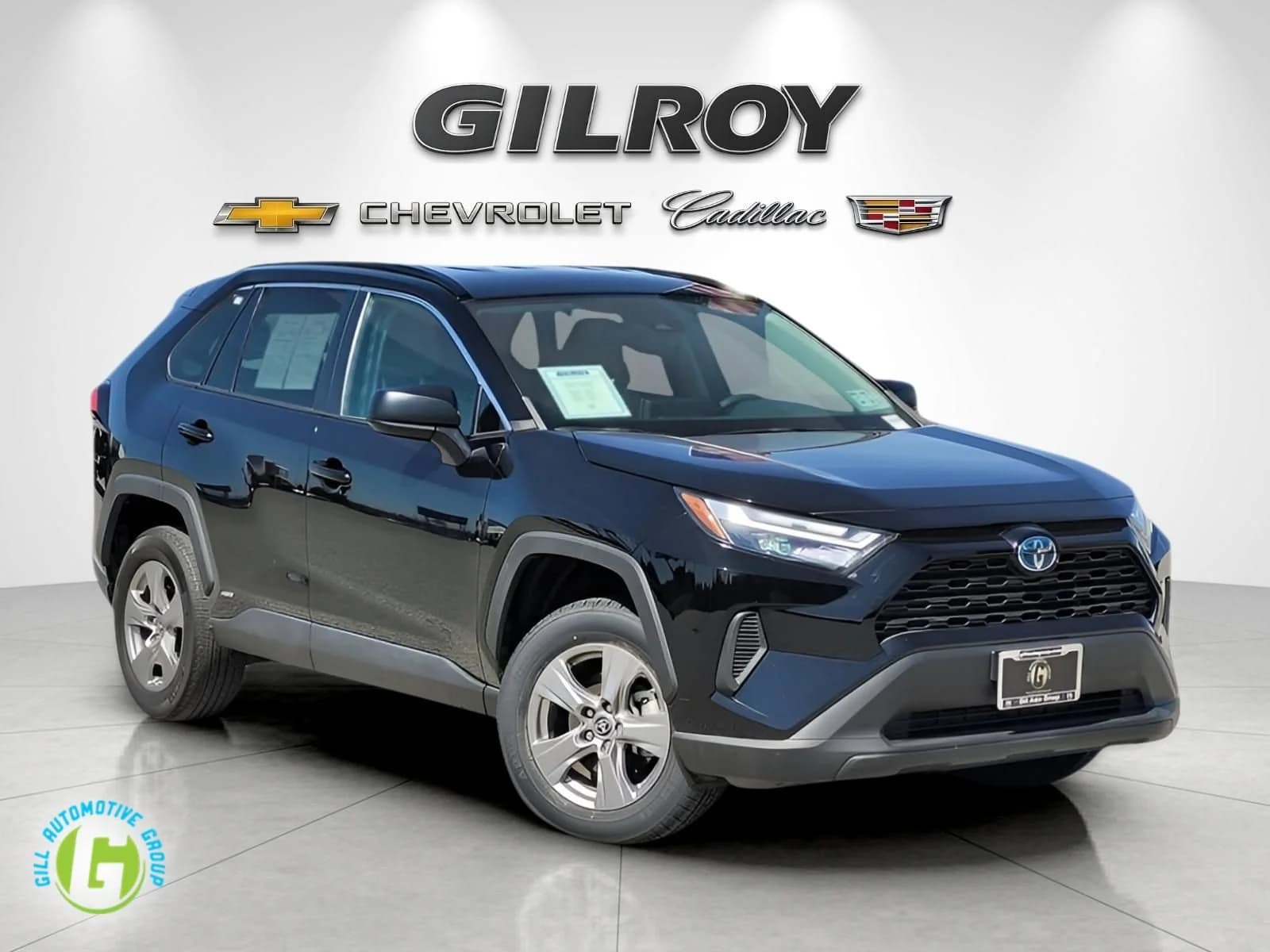 2024 Toyota RAV4 Hybrid LE — photo 1 of 36