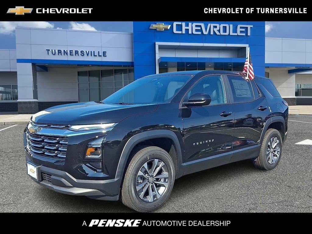 2027 Chevrolet Equinox LT — photo 1 of 34