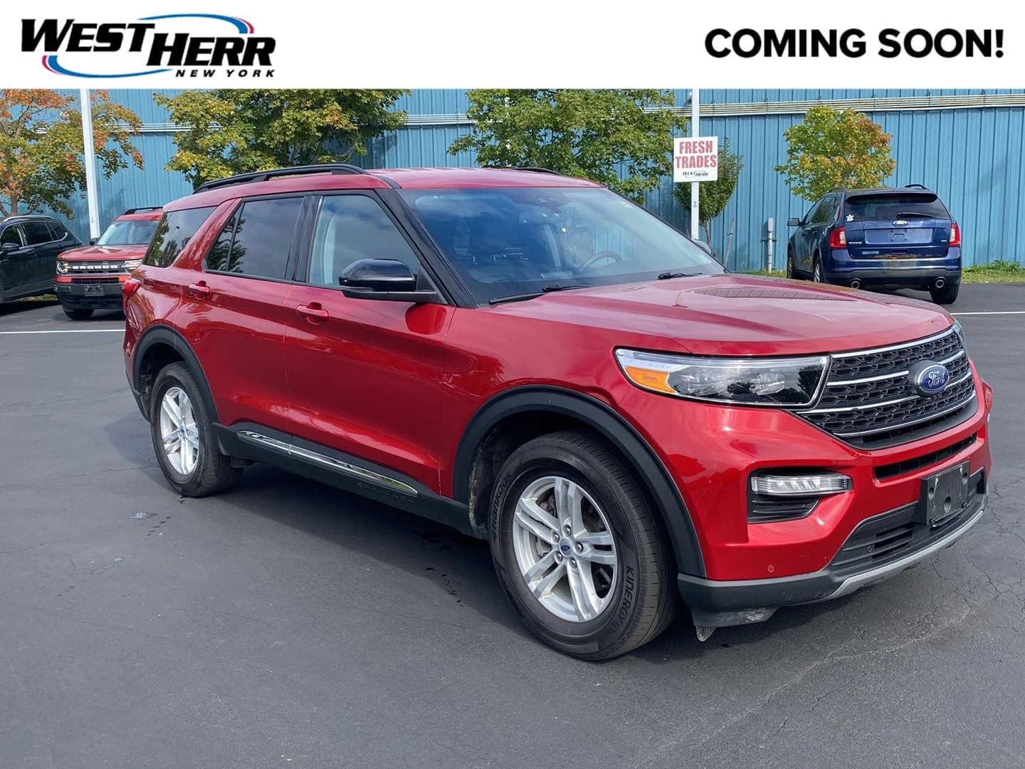 2023 Ford Explorer XLT — photo 1 of 21