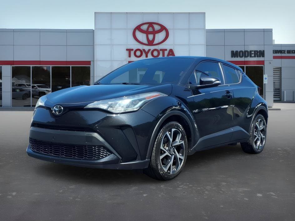 2021 Toyota C-HR XLE — photo 1 of 25