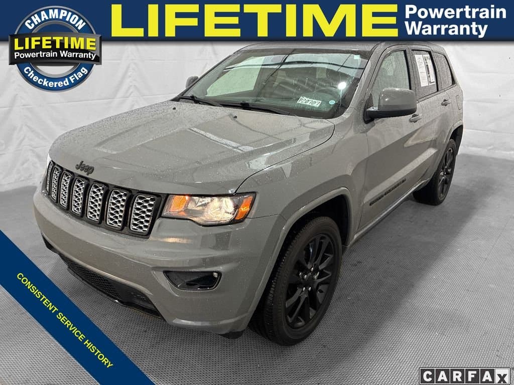 2022 Jeep Grand Cherokee WK Laredo X — photo 1 of 31