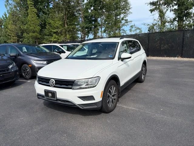 2018 Volkswagen Tiguan 2.0T SE — photo 1 of 12