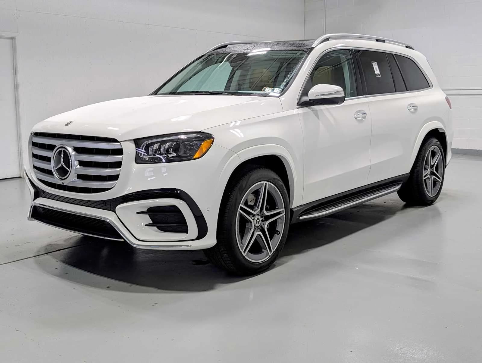 2026 Mercedes-Benz GLS 450 GLS 450 — photo 1 of 14
