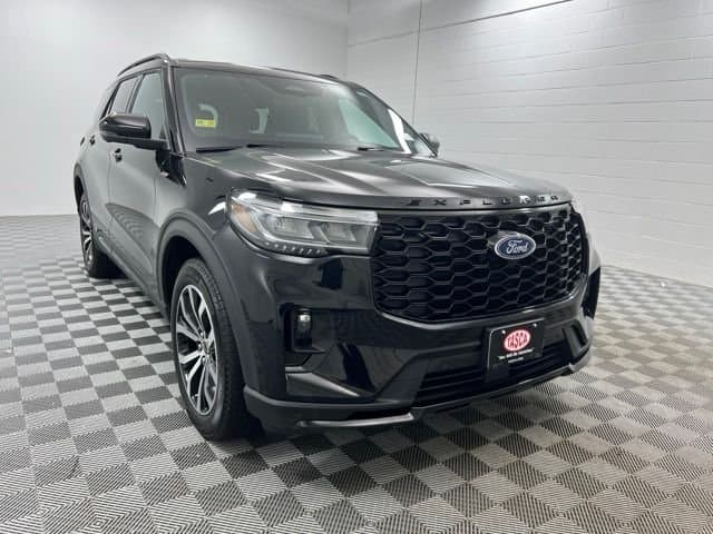 2025 Ford Explorer ST-Line — photo 1 of 28