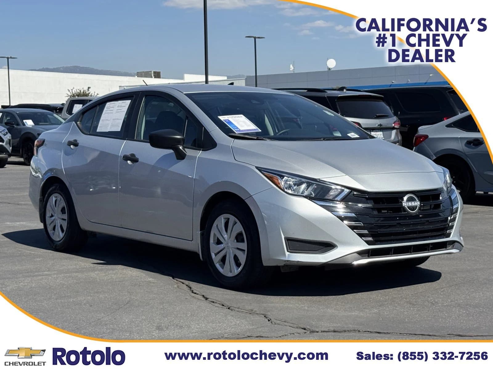 2024 Nissan Versa S — photo 1 of 21