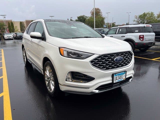 2024 Ford Edge Titanium — photo 1 of 7