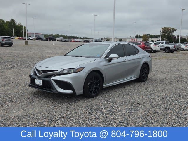 2023 Toyota Camry SE — photo 1 of 32