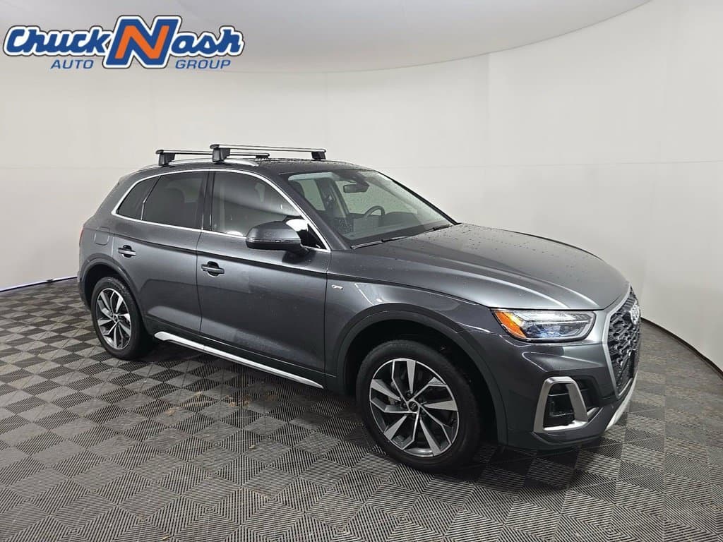 2023 Audi Q5 S line Premium Plus — photo 1 of 16