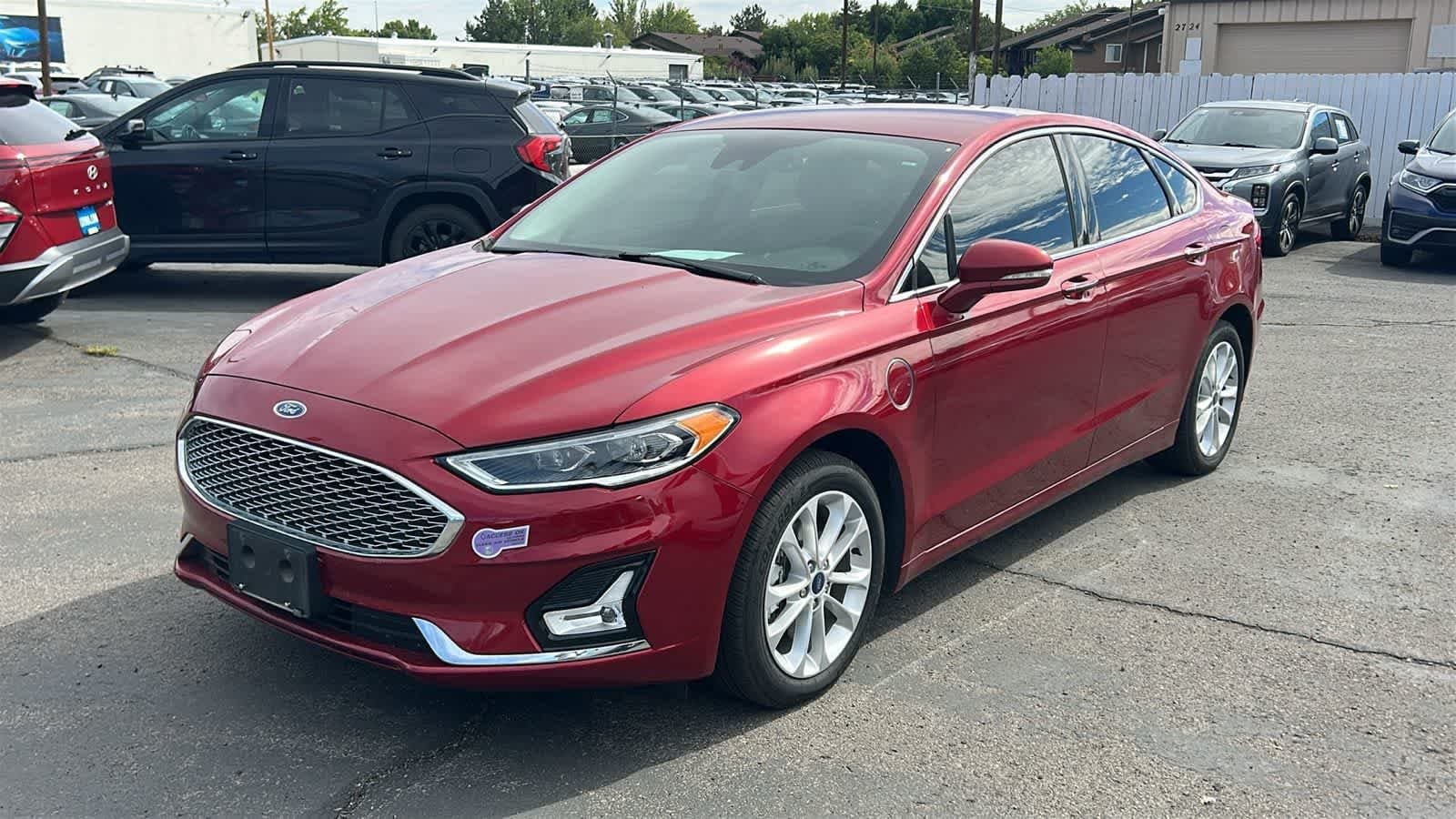 2019 Ford FUSION ENERGI Titanium — photo 1 of 21