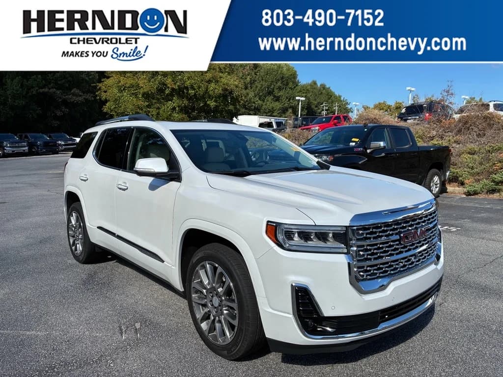 2023 GMC Acadia Denali — photo 1 of 6