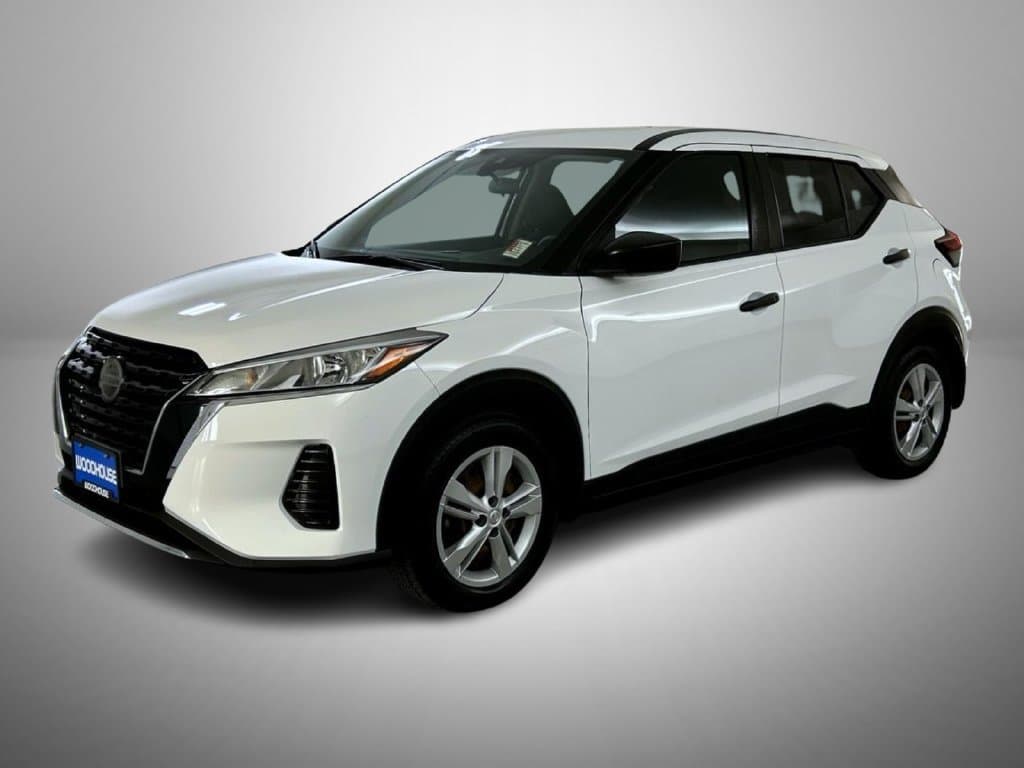 2021 Nissan Kicks S — photo 1 of 24
