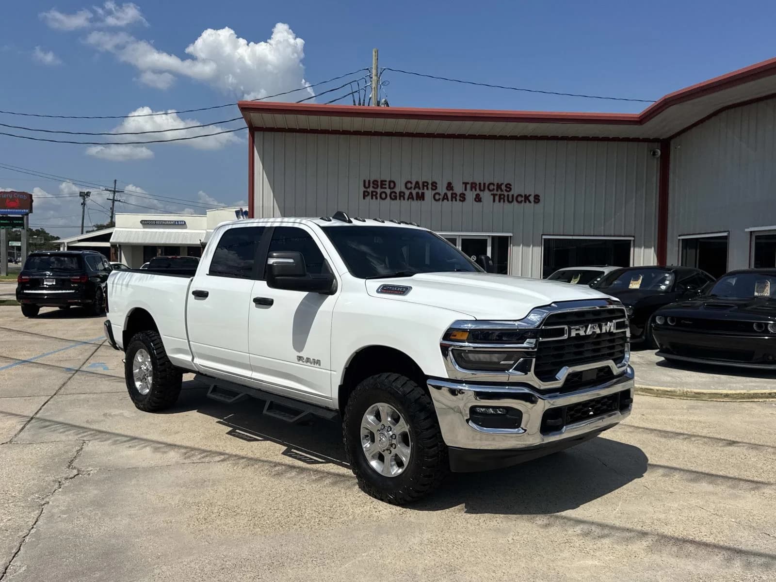 2025 RAM 2500 Big Horn — photo 1 of 27