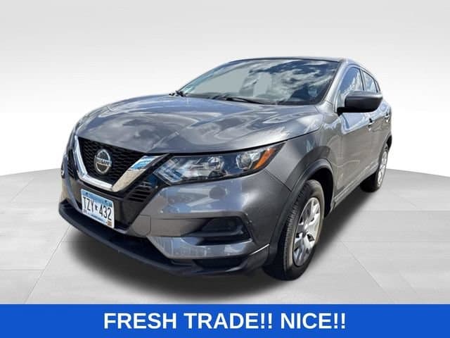2020 Nissan Rogue Sport S — photo 1 of 5