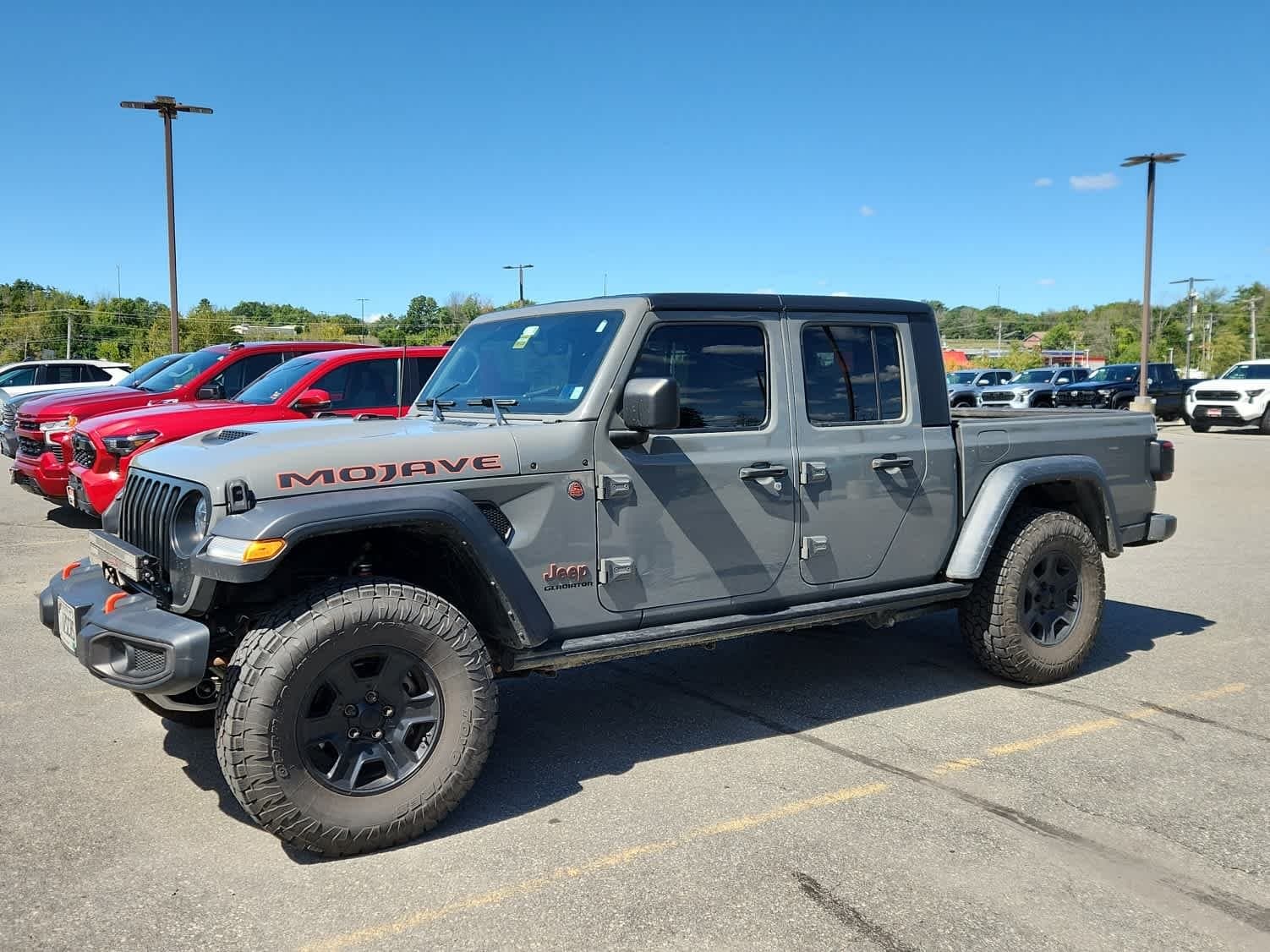2021 Jeep Gladiator Mojave — photo 1 of 5