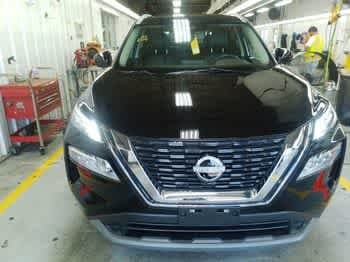 2023 Nissan Rogue SV — photo 1 of 9
