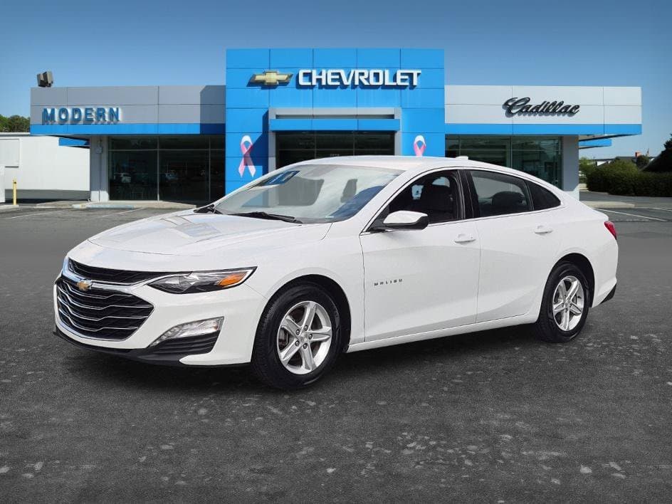 2024 Chevrolet MALIBU LT — photo 1 of 34