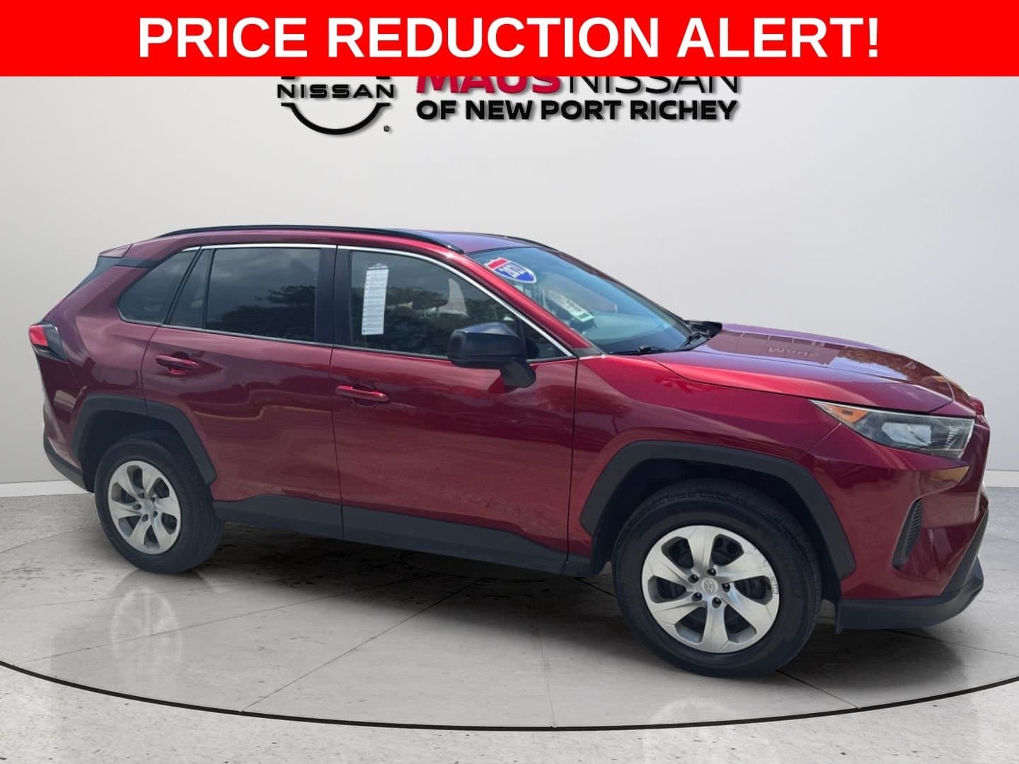 2021 Toyota RAV4 LE — photo 1 of 41