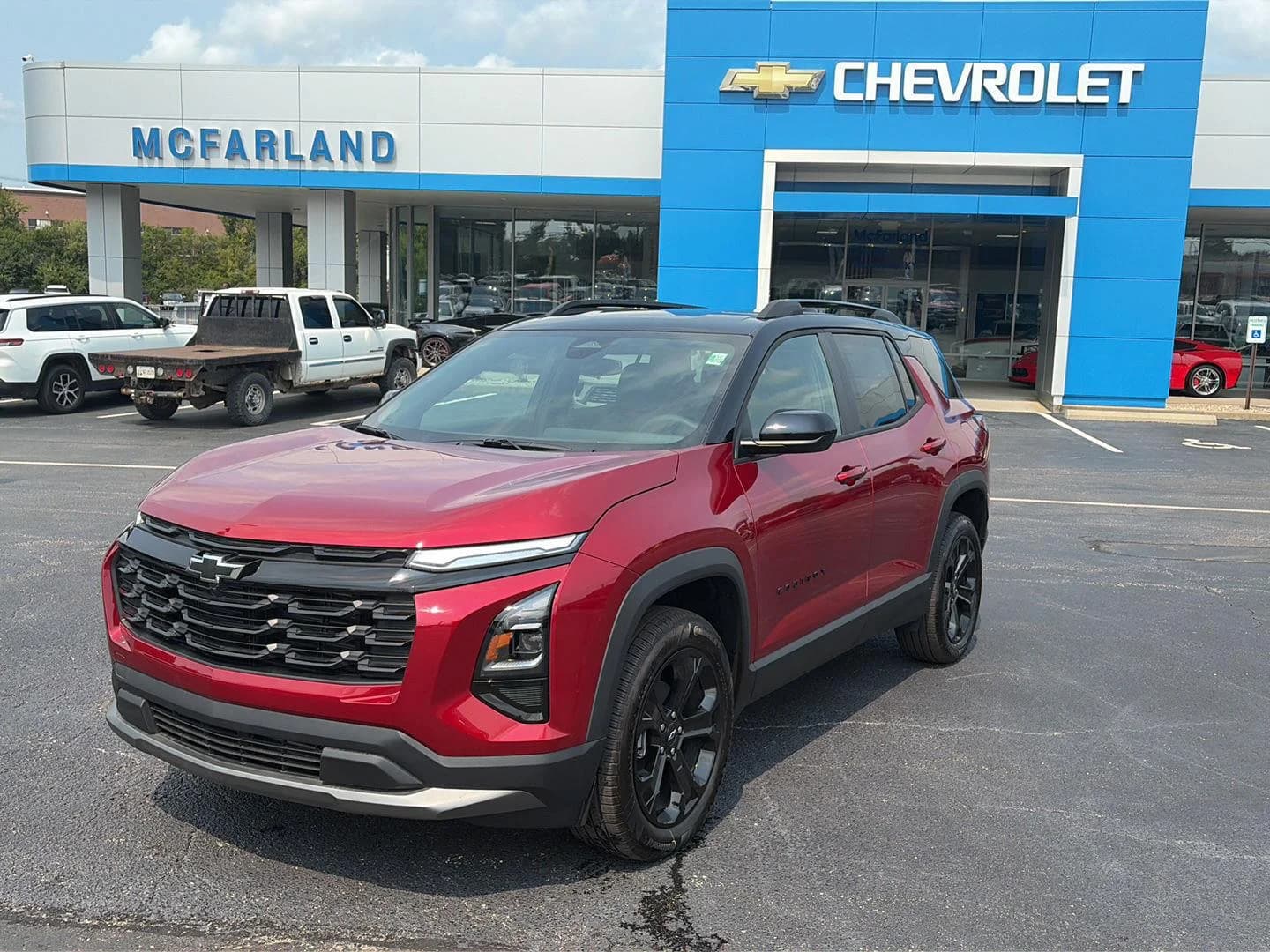 2027 Chevrolet Equinox LT — photo 1 of 61