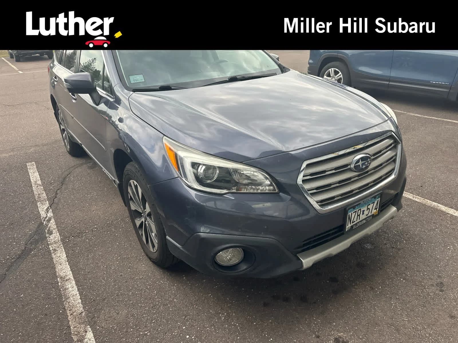 2016 Subaru Outback 2.5i Limited — photo 1 of 10