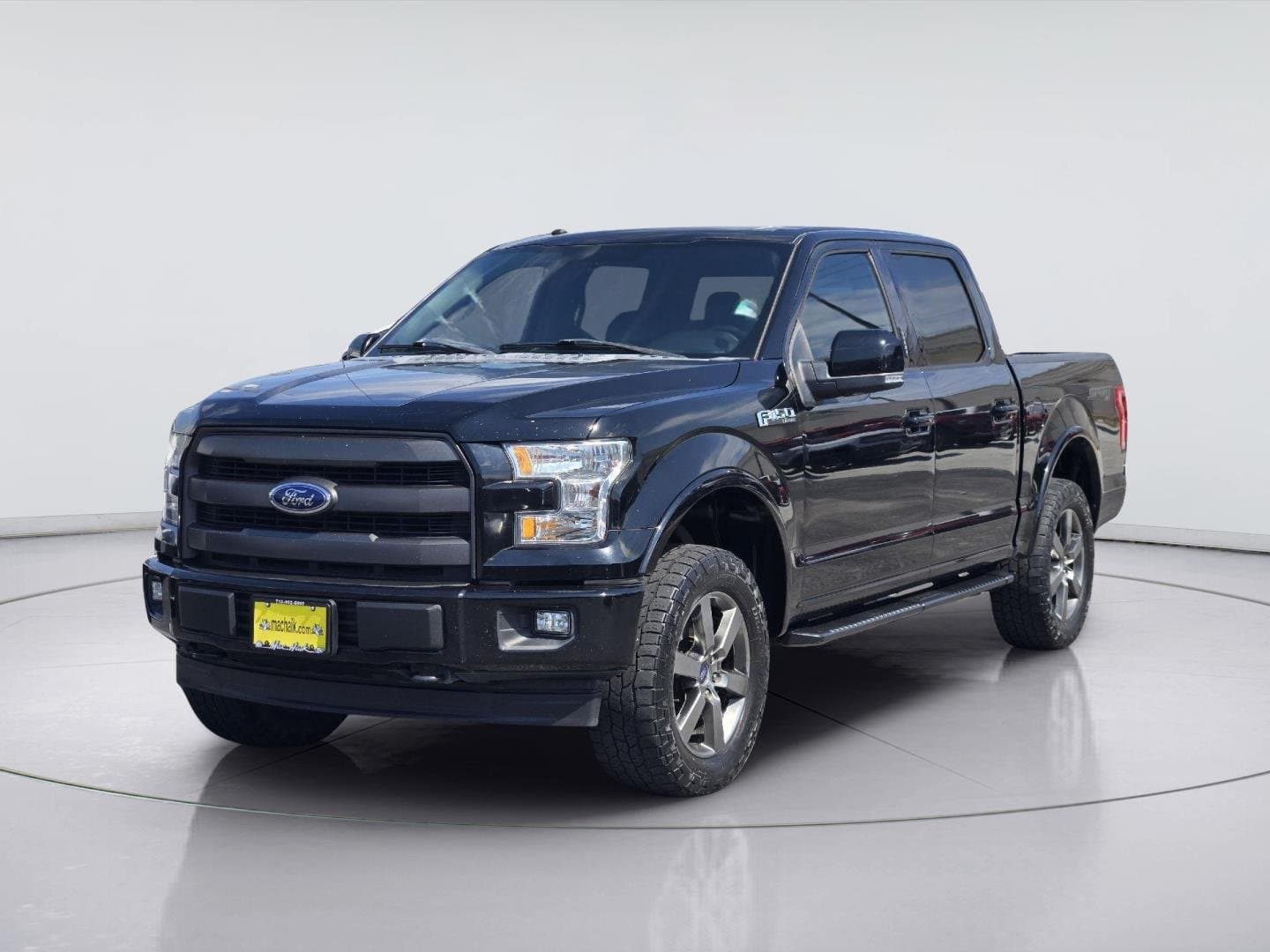2017 Ford F-150 Lariat — photo 1 of 32