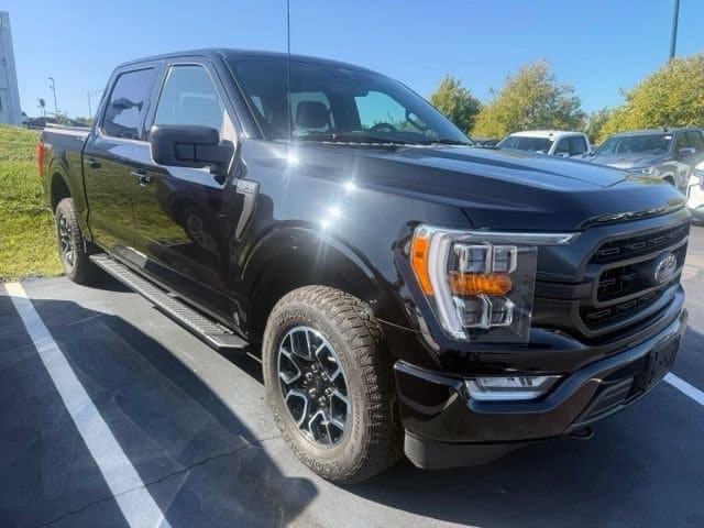 2021 Ford F-150 XLT — photo 1 of 15