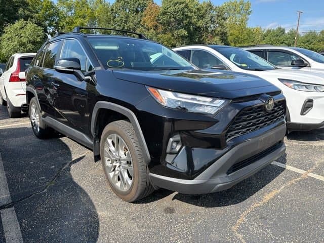 2025 Toyota RAV4 XLE Premium — photo 1 of 6