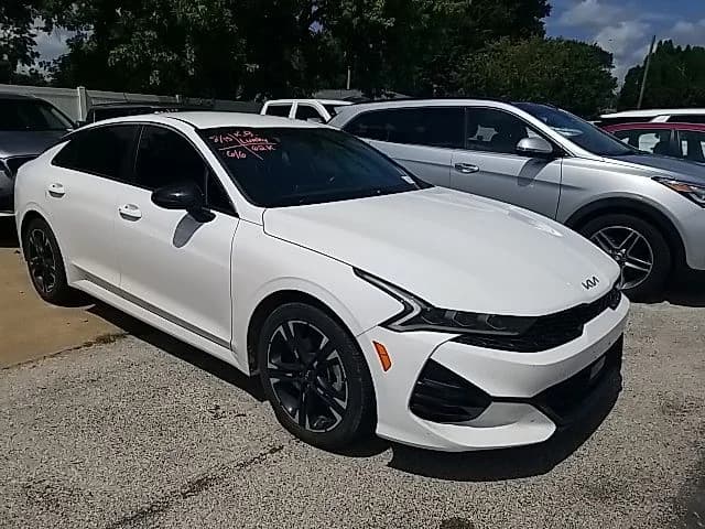 2024 Kia K5 GT-Line — photo 1 of 31
