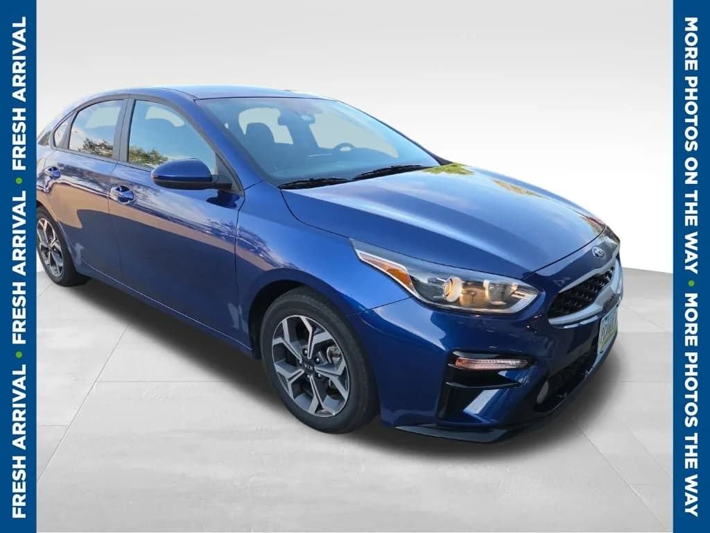 2021 Kia Forte LXS — photo 1 of 8