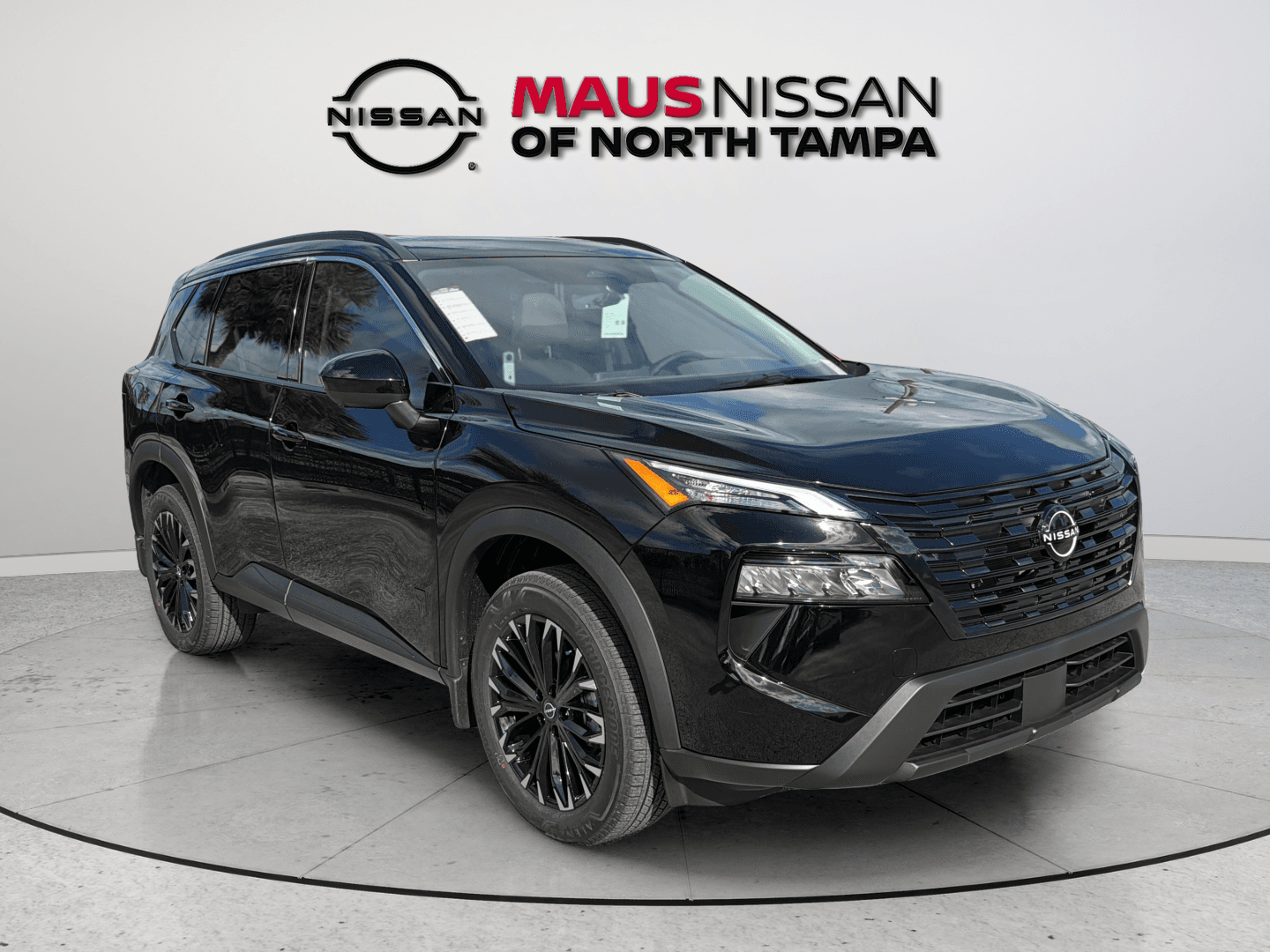 2026 Nissan Rogue Dark Armor — photo 1 of 40