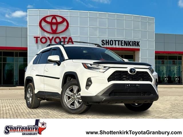2024 Toyota RAV4 XLE — photo 1 of 26