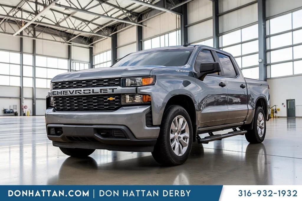 2021 Chevrolet Silverado 1500 Custom — photo 1 of 32