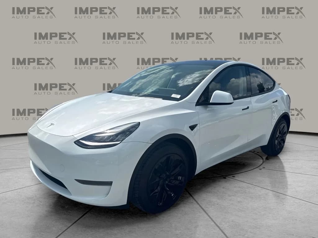 2021 Tesla Model Y Long Range — photo 1 of 25