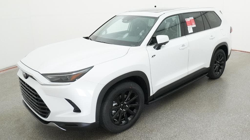 2026 Toyota Grand Highlander Limited — photo 1 of 52