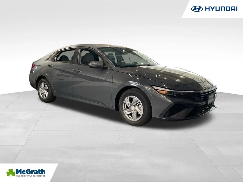 2026 Hyundai ELANTRA SE — photo 1 of 24