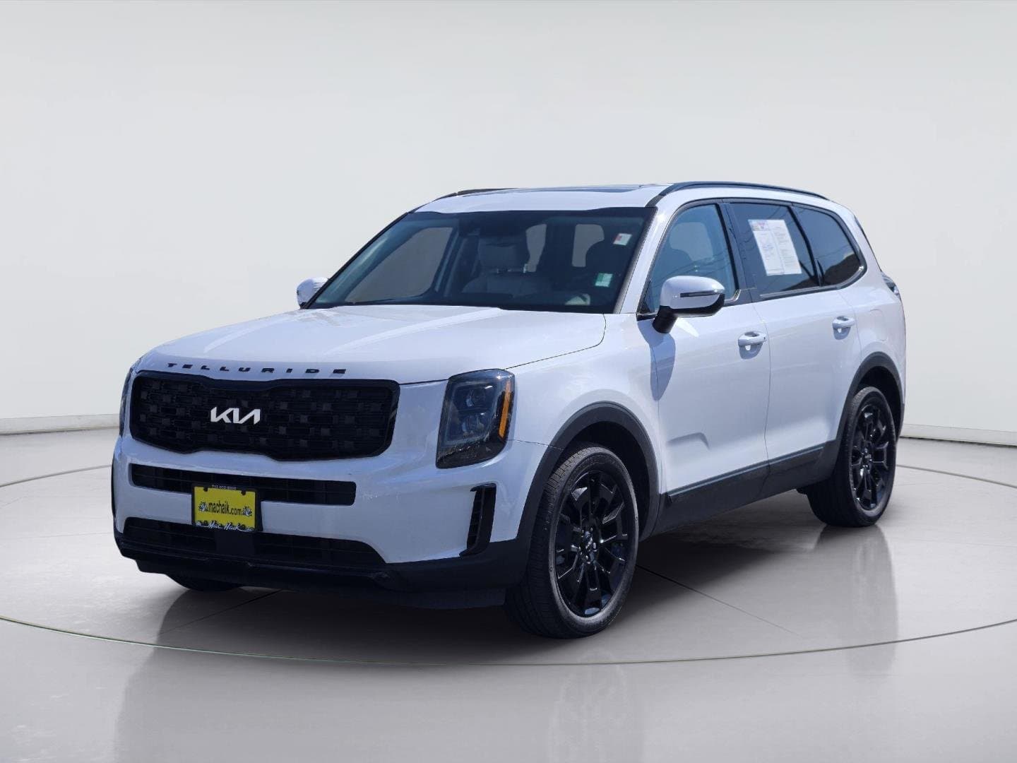 2022 Kia Telluride EX — photo 1 of 31