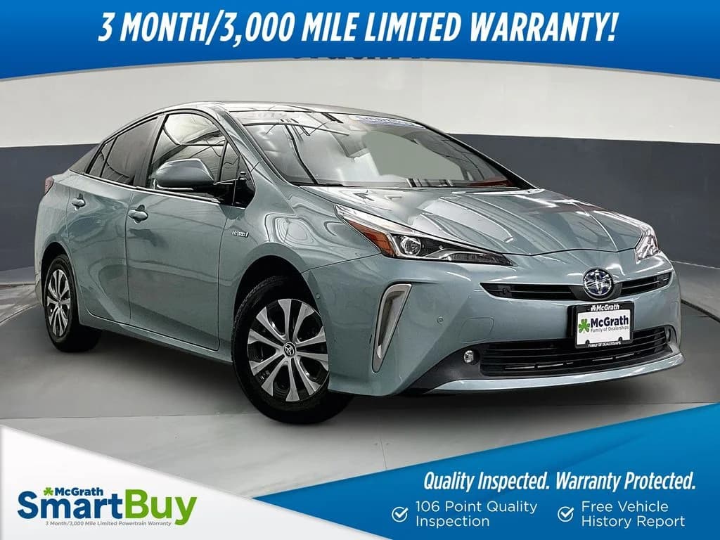 2019 Toyota Prius LE AWD-e — photo 1 of 39