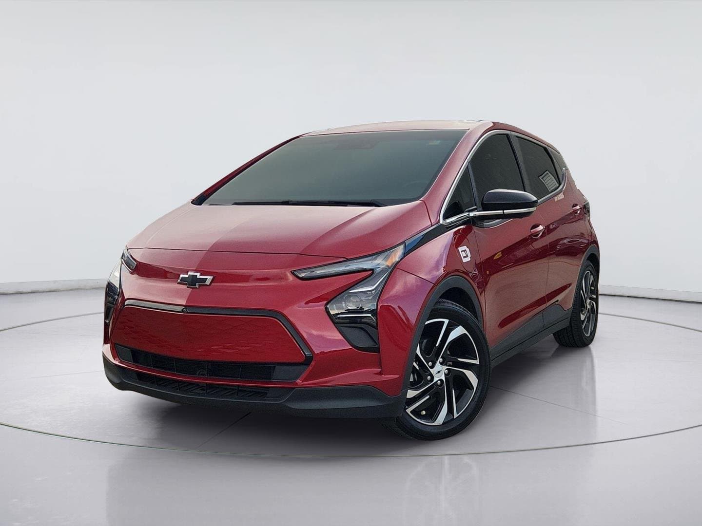 2023 Chevrolet Bolt EV 2LT — photo 1 of 32