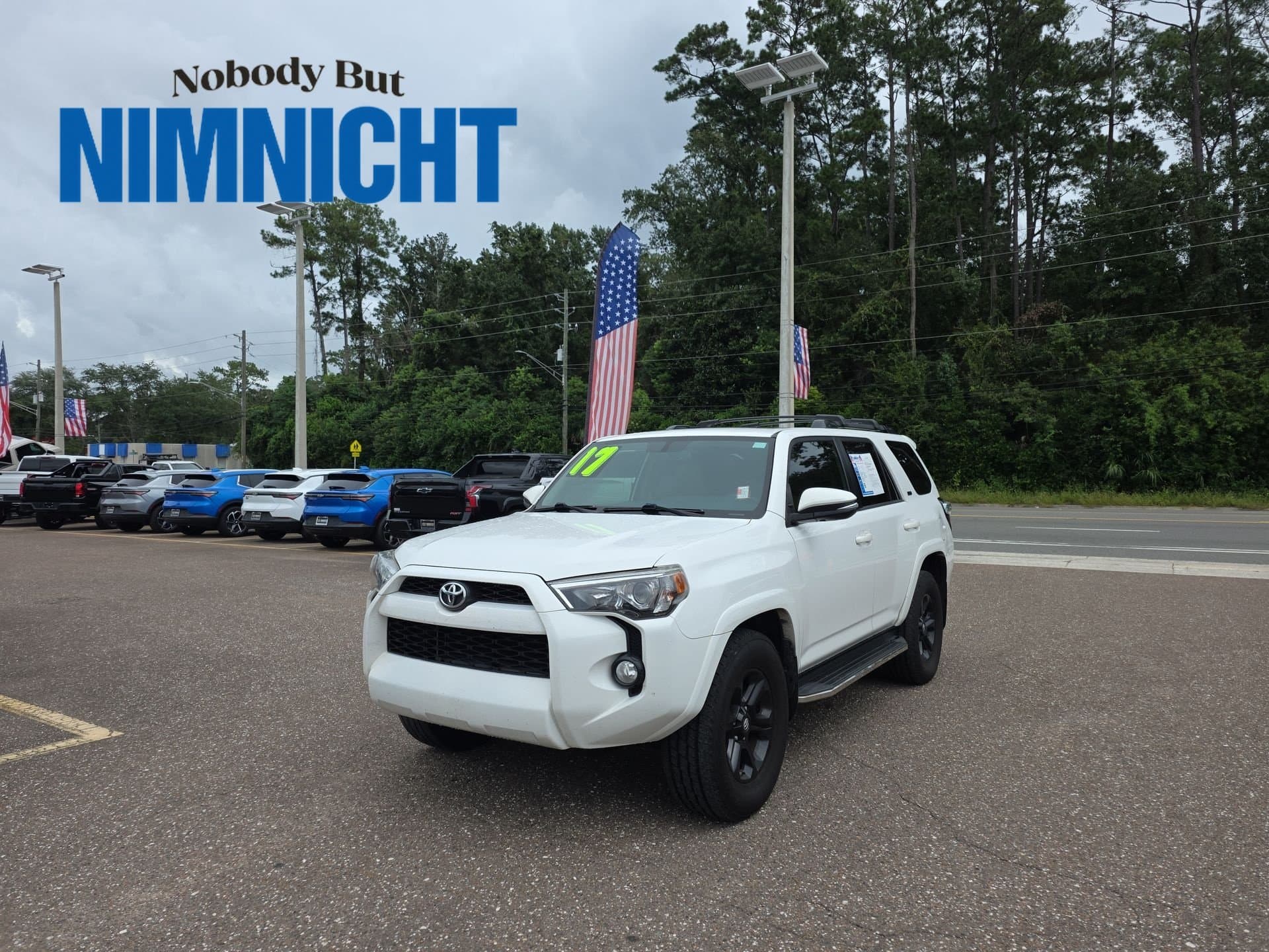2017 Toyota 4Runner SR5 — photo 1 of 35