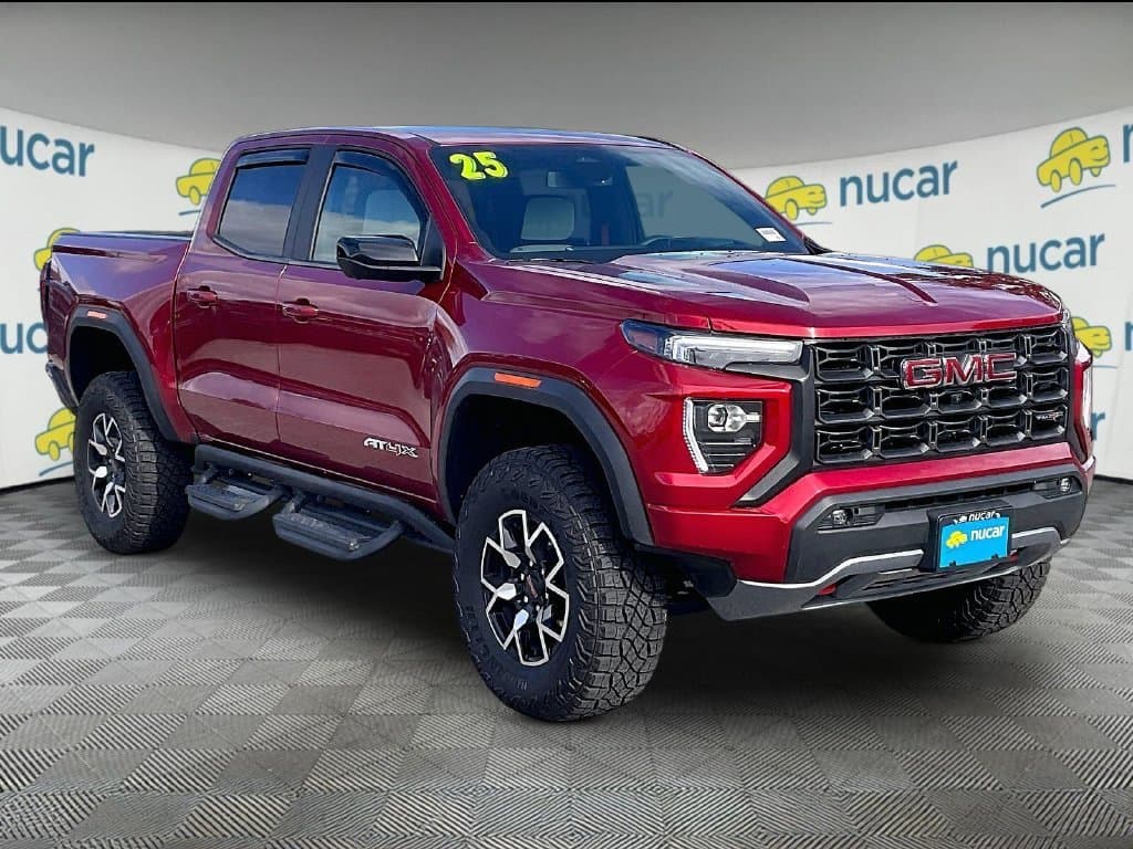2025 GMC Canyon Base — photo 1 of 38